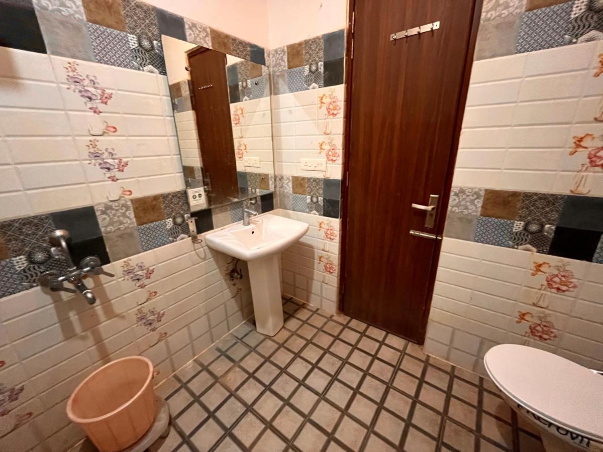 Hotel Pearl Grand, Zirakpur - Top Rated & Most Awarded Property In Tricity Chandīgarh Екстериор снимка
