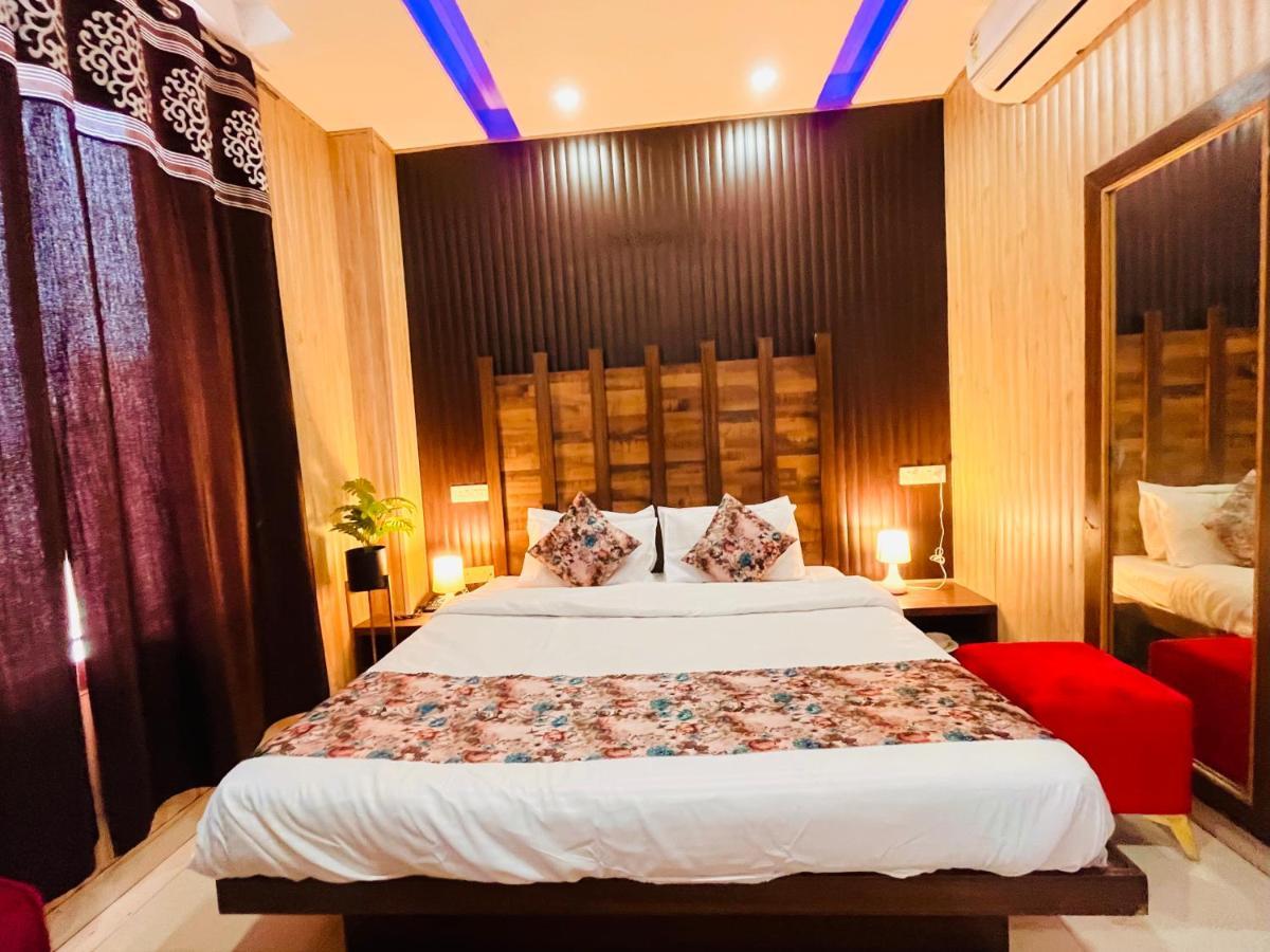 Hotel Pearl Grand, Zirakpur - Top Rated & Most Awarded Property In Tricity Chandīgarh Екстериор снимка